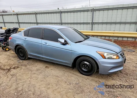 2011 Honda Accord Lx z USA, uszkodzony, nr VIN 1HGCP2F36BA032410